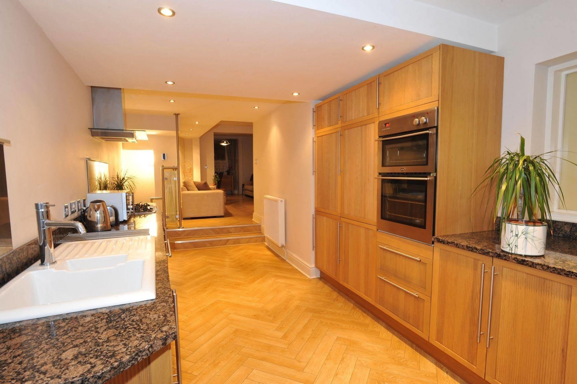 Chester Apartments Esterno foto