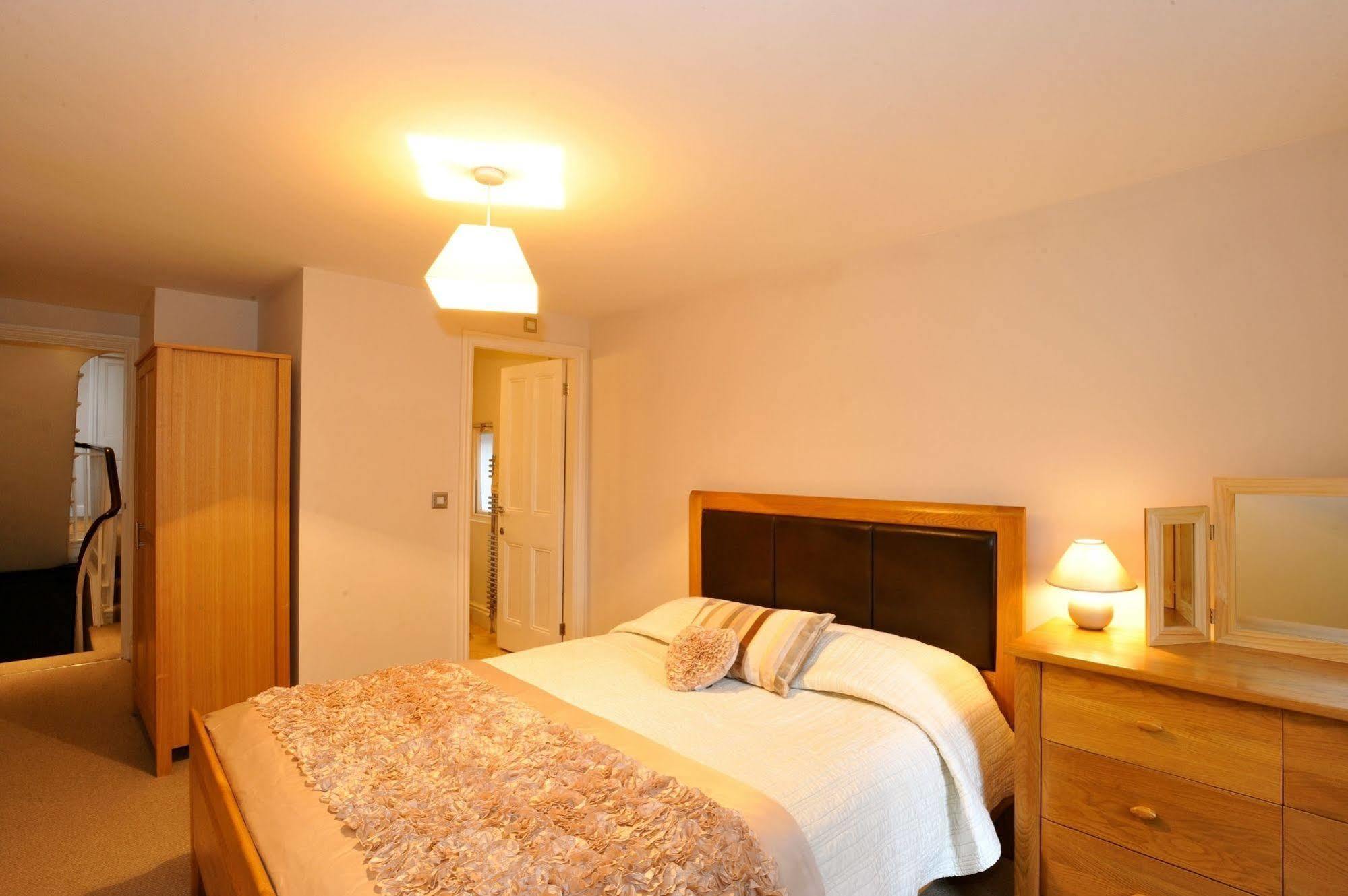 Chester Apartments Esterno foto